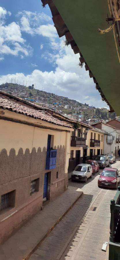 The Grasshopper Hostels Av Alta Cuzco Exterior foto
