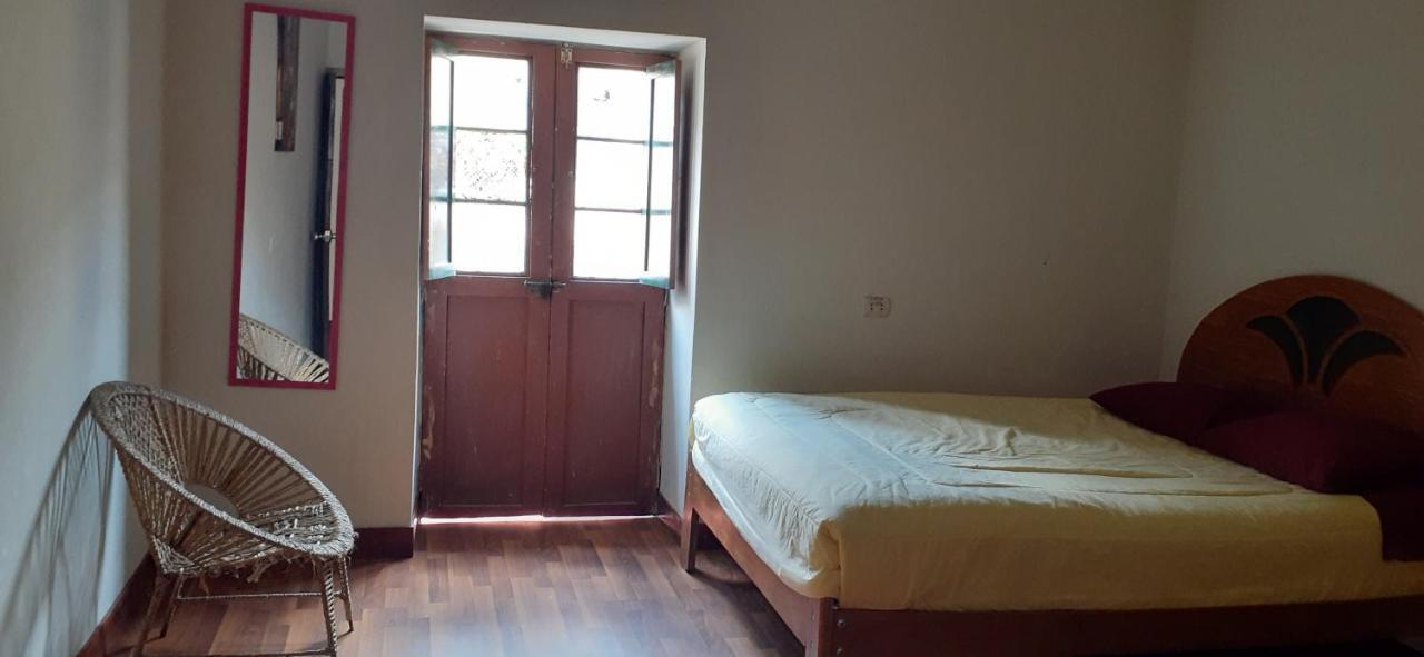 The Grasshopper Hostels Av Alta Cuzco Exterior foto